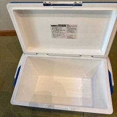 クーラーボックスの画像