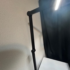デスクライト
の画像