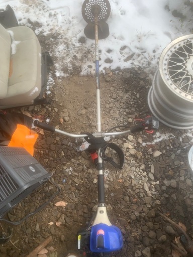 ISEKI　草刈機　２３cc