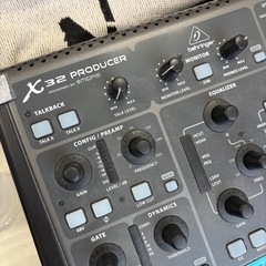 BEHRINGER【X32 PRODUCER】デジタルミキサーの画像