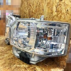 ハイエース純正LEDヘッドライト左右セットコンピューター付き！の画像