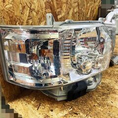 ハイエース純正LEDヘッドライト左右セットコンピューター付き！の画像