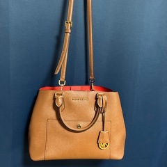 マイケルコースのバッグの画像