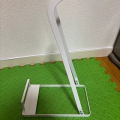 掃除機スタンドの画像