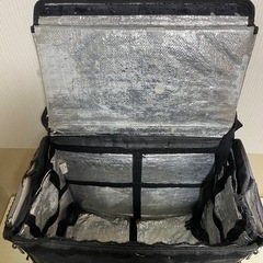 ウーバーイーツ　バッグの画像