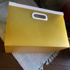 オレンジ色BOXの画像