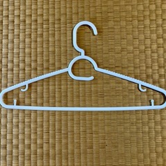 ハンガー　白　15本の画像