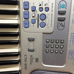 電子キーボード　CASIO CTK-591の画像