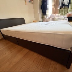 ベッドフレーム、マットレスの画像