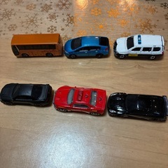 ミニカー6台の画像