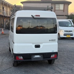 ダイハツ　ハイゼットカーゴ　令和5年　走行距離2万キロ　車検2年間　キーレス　の画像