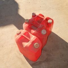 灯油タンク 3個セット 20L 1個 / 18L 2個の画像