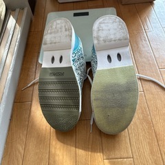 1、2度使用しました。ボーリングシューズ左利き用。26EEの画像