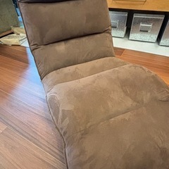 【500円】LOWYA 低反発リクライニング座椅子 の画像