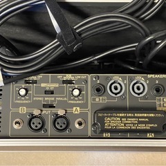 YAMAHAパワーアンプ、DBXイコライザー、電源ラックマウントセットの画像