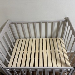 YATOMI ベビーベッドの画像