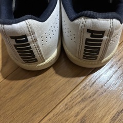 PUMAスニーカーの画像