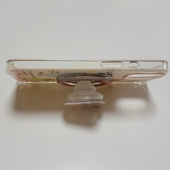 クマさんデザインのiPhoneケースの画像