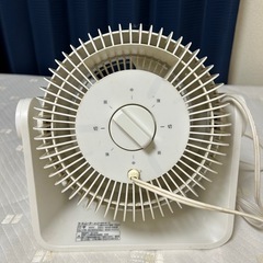 【あと1日で処分&無料&本日20時まで対応可】卓上サーキュレーター（18cm）ホワイト／風量3段階の画像