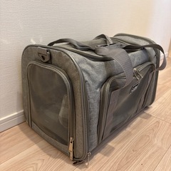 【ほぼ未使用品かっこ】ペット用クレート（お出かけ可）の画像