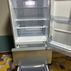 AQUA272L冷蔵庫2021年製の画像