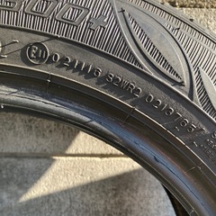 タイヤ4本
の画像