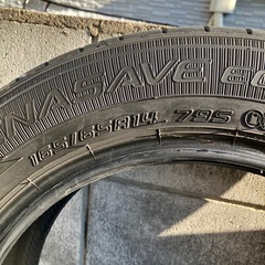 タイヤ4本
の画像