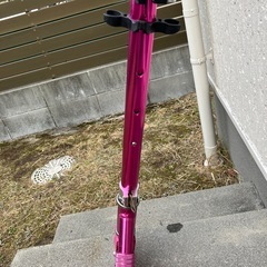 子供用　キックボードの画像