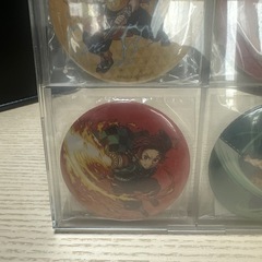 鬼滅の刃　モンストコラボ　缶バッジ4個セット　未開封品の画像