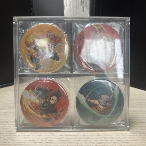 鬼滅の刃　モンストコラボ　缶バッジ4個セット　未開封品