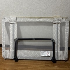 日本育児 ベビーゲート/ペットゲート おくだけとおせんぼ モロッカンベージュ 6ヶ月~24ヶ月対象 おいてまたぐだけのお手軽ゲート モロッカンベージュSの画像