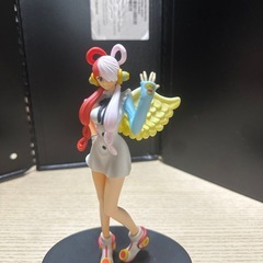 ワンピース　ウタ　フィギュアの画像