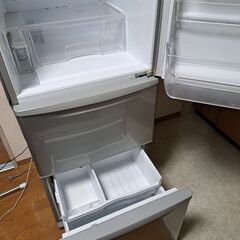 冷凍冷蔵庫　パナソニック　NR-C37DM-S　365Lの画像