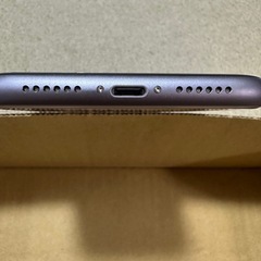 極美品 iPhone11 64GB パープルの画像