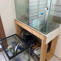 水槽　水槽台　セット　　水槽3本の画像