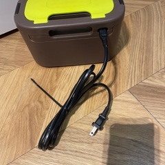 おむつ4袋購入でおまけします。おしり拭きウォーマー（Combi）の画像