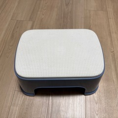 ベビービョルン 踏み台の画像