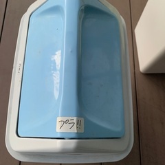 大容量　ゴミ箱　蓋付き　2個の画像