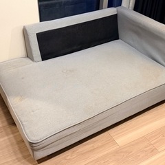 ソファの画像