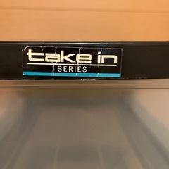 5段の衣装ケースの画像