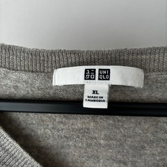 UNIQLO ニットの画像
