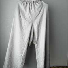 ワイドパンツの画像