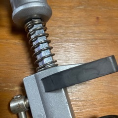 ウィッグ用クランプの画像