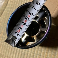 マフラーカッター チタン風 60π 未使用品の画像