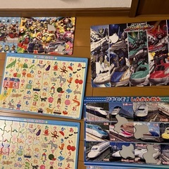 ジグソーパズル 大量の画像