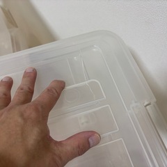 コロ付き衣装ケース　4つの画像