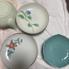 お皿徳利お猪口グラスなど　昭和から平成初期のお皿　湯呑みなどの画像