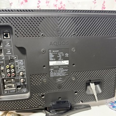 SHARP 小さめテレビの画像