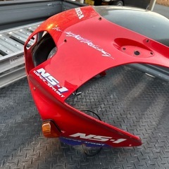 NS-1 アッパーカウル　割れあり！ヘッドライト付き！素材に…の画像