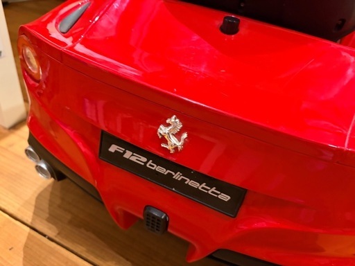 フェラーリF12ベルリネッタ電動乗用ラジコン 子供用(ジャンク品)